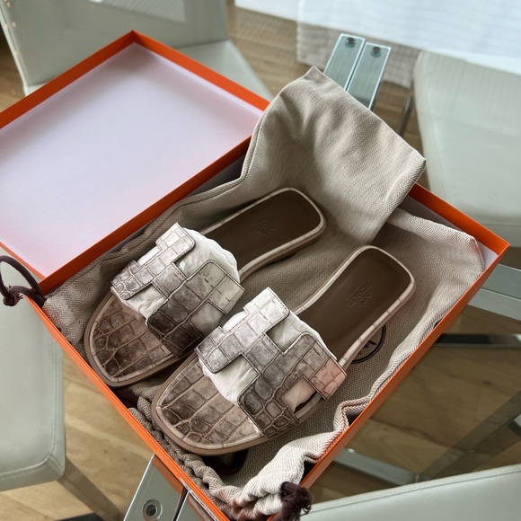 Hermes White Himalaya Oran Sandals - Picture 5 of 12